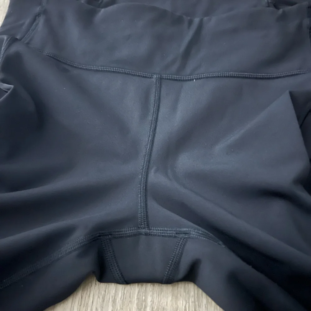 lululemon athletica Black High-Rise Pocket Leggings - Picture 2 of 4